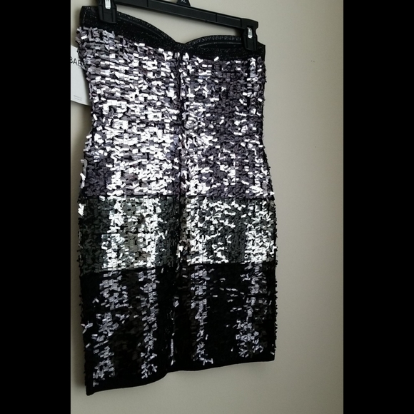 BNWT Sequined Sweetheart Strapless Dress - Picture 16 of 17